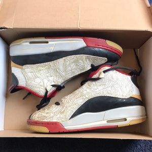 RARE JORDAN RETRO DUB ZERO